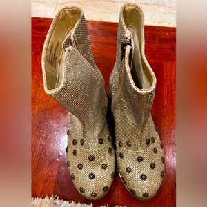 Boots SZ 13T almost new* only worn twice